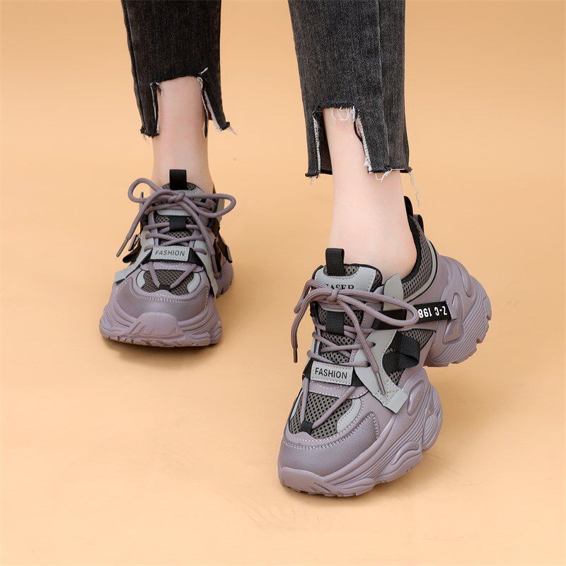 港风复古老爹鞋女款2024春秋新款爆款超火厚底增高轻便运动休闲鞋