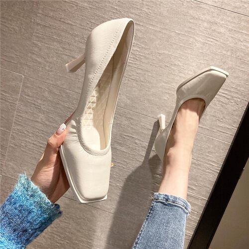 白色高跟鞋女2i021年新款春夏设计感小众气质方头黑色细跟软皮单