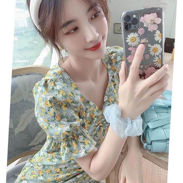 莫奈油画裙复古方领茶歇裙开叉法式雪纺碎花甜美连衣裙2025春款新