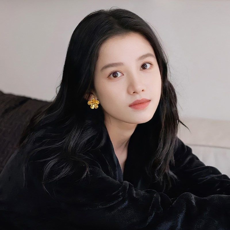 金色气质花朵螺旋耳夹女士新款轻奢高级感小众无耳洞耳钉复古耳饰,饰品/流行首饰/时尚饰品新,耳夹,淘宝优惠券,粉丝福利购,淘宝优惠卷