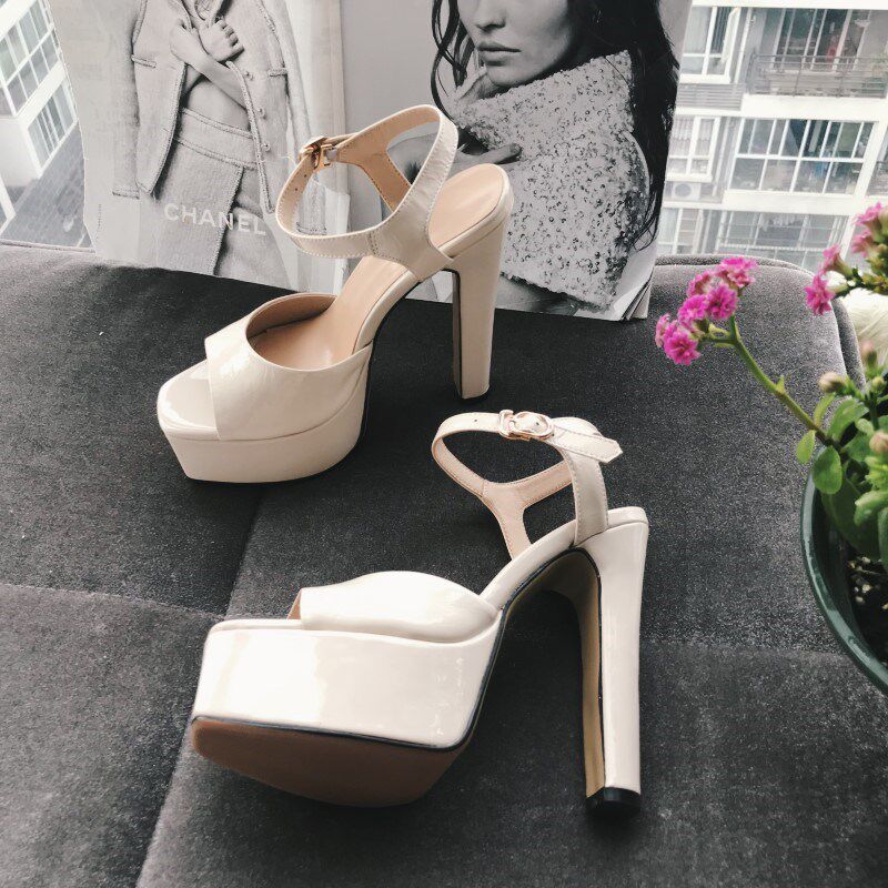 2024夏季新款超高跟防水台粗跟凉鞋裸粉色牛漆皮1S5cm跟高夜店女