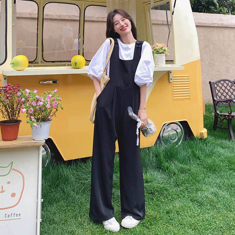 黑色背带裤套装女夏2025新w款韩系气质减龄泡泡袖t恤阔腿裤两件套