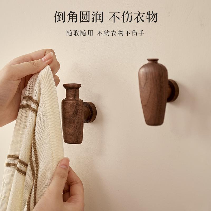 进门玄关墙壁挂衣钩强力粘胶免打孔衣帽承重架高档实木挂衣钩木质