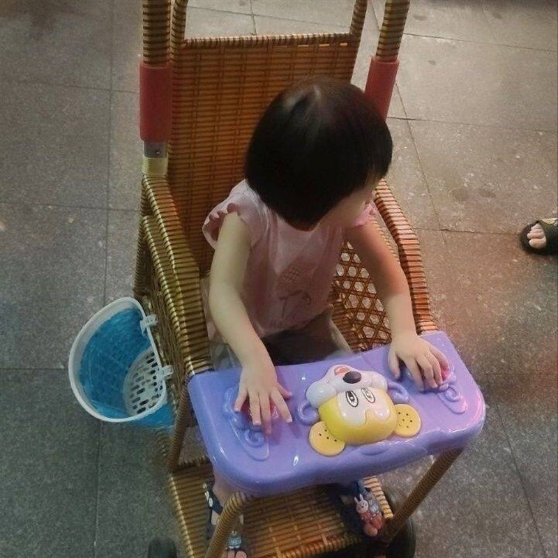 新款婴儿推车宝h宝藤椅推车夏季轻便仿藤编织可躺可坐双层编织推