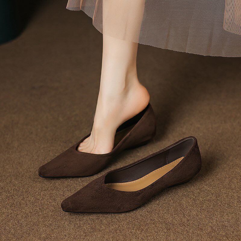 粗跟黑色绒面尖i头单鞋女鞋子2025新款春秋季一脚蹬法式黑色通勤