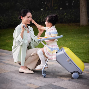 2026儿童男女遛娃行李箱宝宝可坐骑行旅行箱登机小孩拉杆箱神器