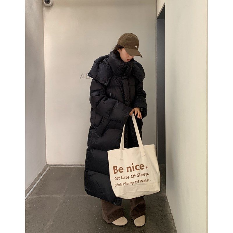 黑色长款羽c绒服女冬季2024新款高级感超好看韩版加厚大被子长过
