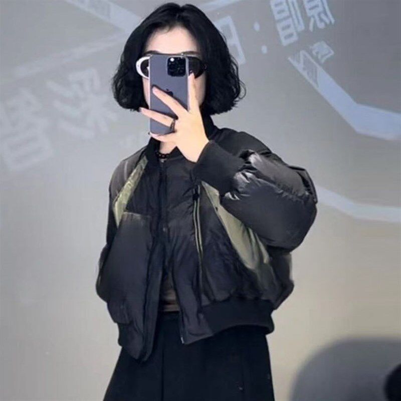 高级感潮流时尚i黑色棉服女春季新款慵懒显瘦设计防寒短款面包服