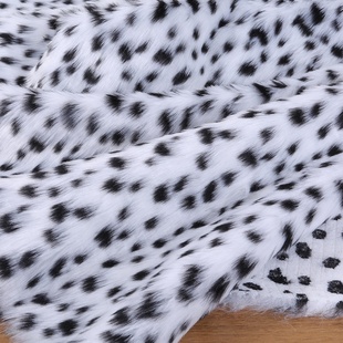 仿兽黑白斑点豹纹毛绒布料人造毛皮草服装面料背景布地毯垫布
