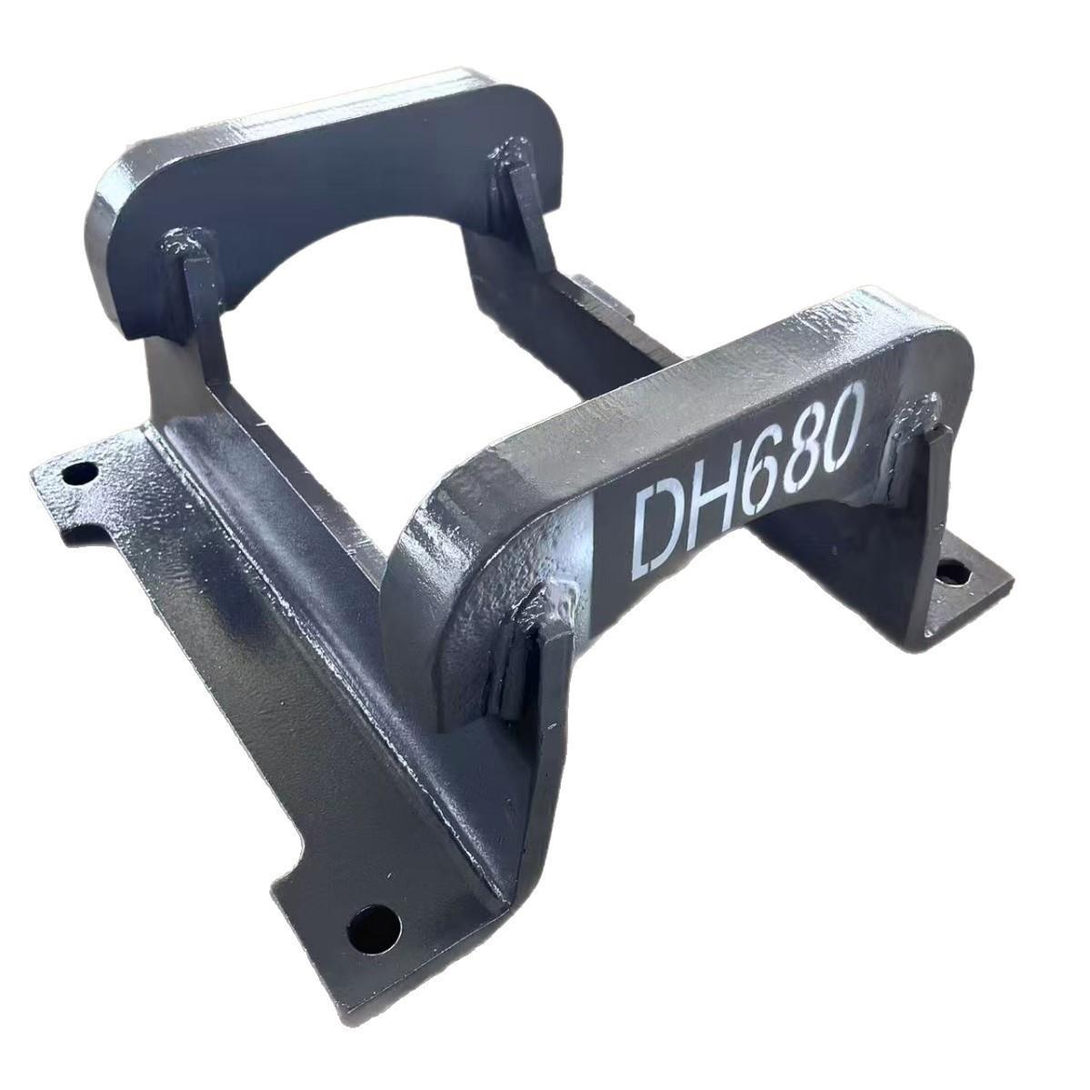 精密五金护链架DH680挖掘机配件挖机配件保护架底盘链条架支重