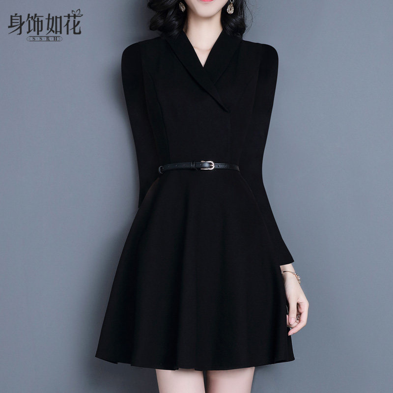 小黑裙2021秋冬季新款女装淑女A字修身V领长袖气质黑色打底连衣裙