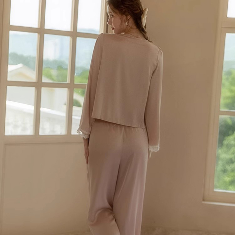 男友家睡衣女法式蕾丝性感2023新款真丝宫廷风长袖居家服两件式套