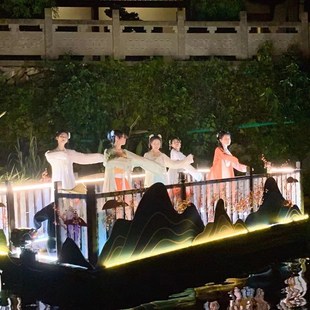 木船舞台表演船装饰花船水上婚礼巡游歌舞平台船网红景区电动游船