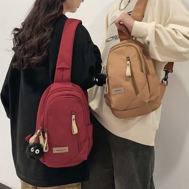 胸包斜挎包女潮牌轻便运动骑行小挎包单肩包小包大容量学生背包男