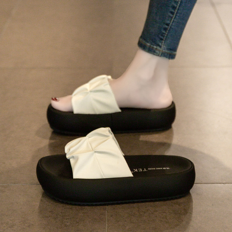 高级感凉拖鞋女夏季外穿2023新款厚底休闲沙滩凉鞋孕妇面包一字拖