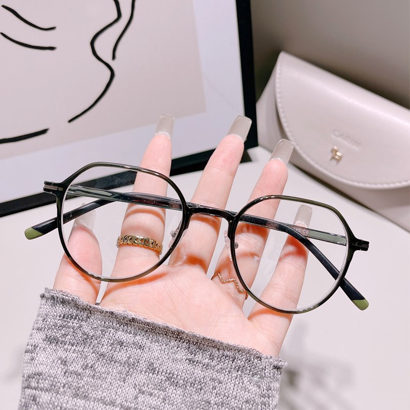 橄榄绿日系文艺超轻镜架钨碳塑钢近视眼镜框多边圆脸可配近视镜片