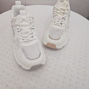 运动跑鞋 新款 男百搭轻便软底防滑透气时尚 单网运动鞋 夏季