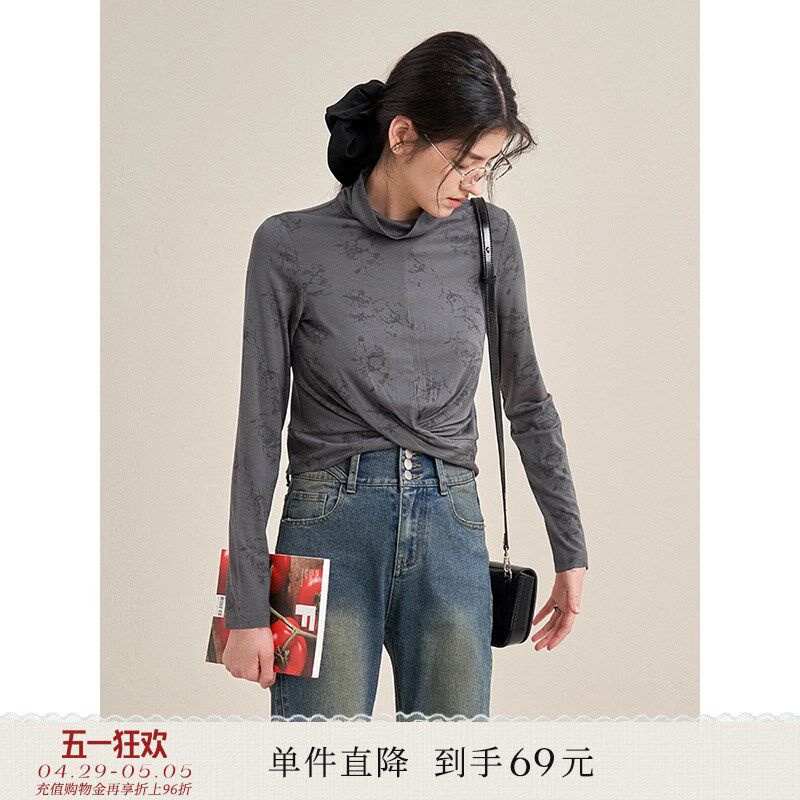 【新春钜惠】蔷薇印花扭结打底衫短款设计感小高领外穿长袖T恤女