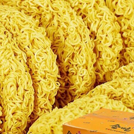 油炸方便面面饼火鸡面的泡面纯整箱泡面面饼炒大碗面炒面散装