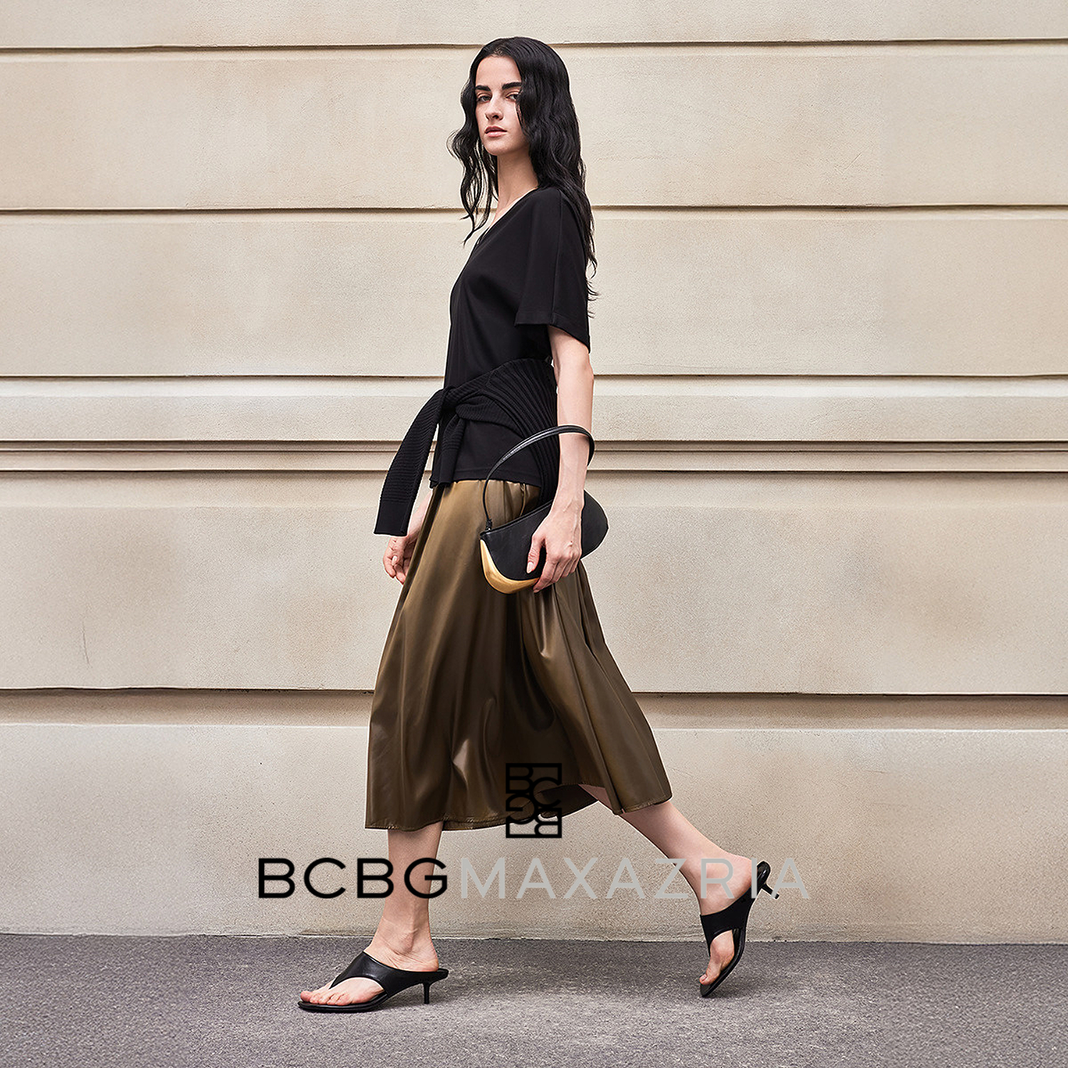 BCBG 2025夏新品 100%棉精致百搭烫钻饰边双层V领短袖女式上衣
