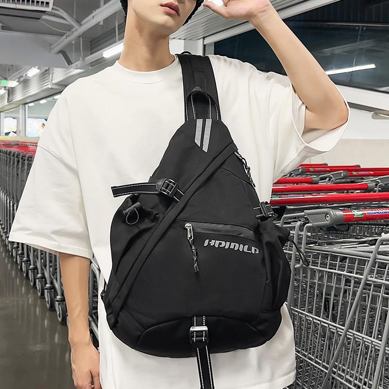 新品夜间骑行反光胸包男女