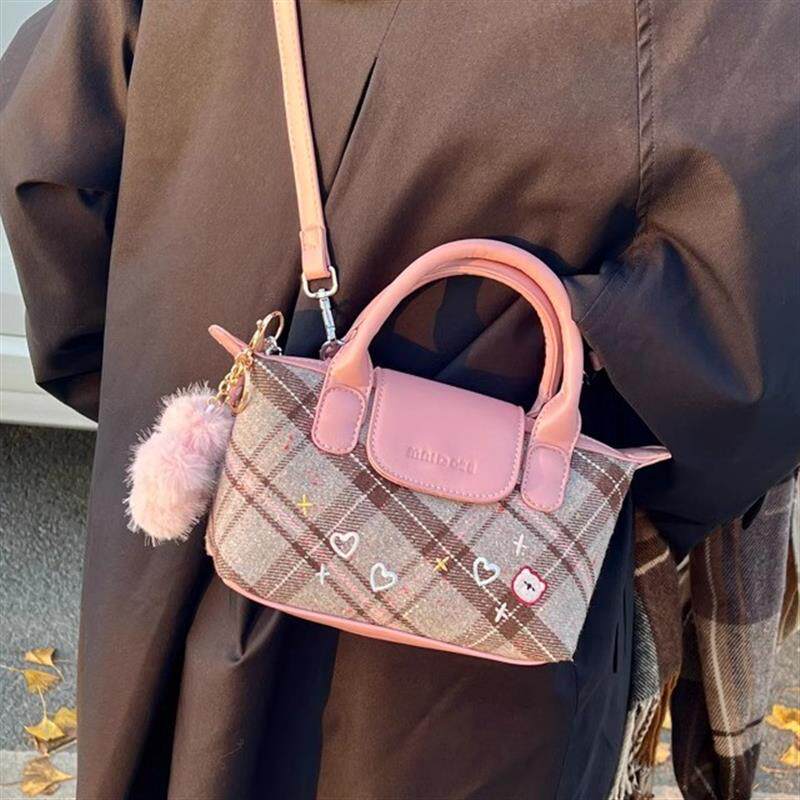 新品学院风格子手提腋下包包女2024新款潮时尚韩国饺子包多功能斜