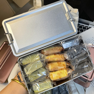 铁盒凤梨酥同款早餐福建复古糕点厦门伴手礼特产传统饭盒解馋零食