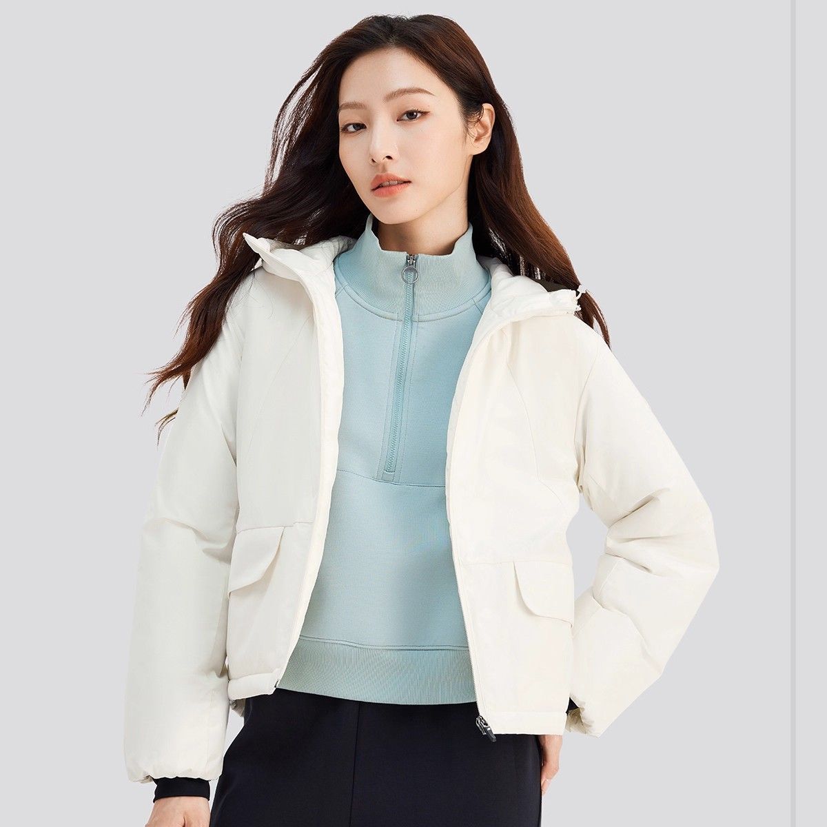 Skechers斯凯奇女子秋冬新款保暖梭织裥棉外套防油防沾水运动棉服