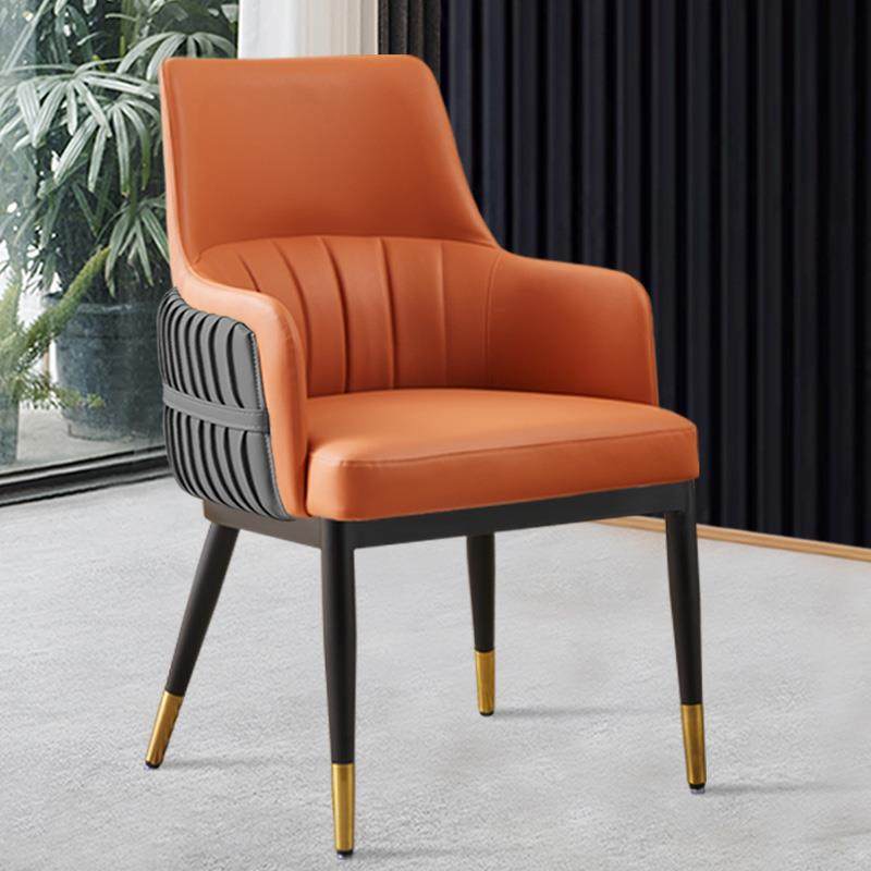 意式餐椅家用现代简约餐厅真皮椅子轻奢高端酒店牛皮设计师靠背椅
