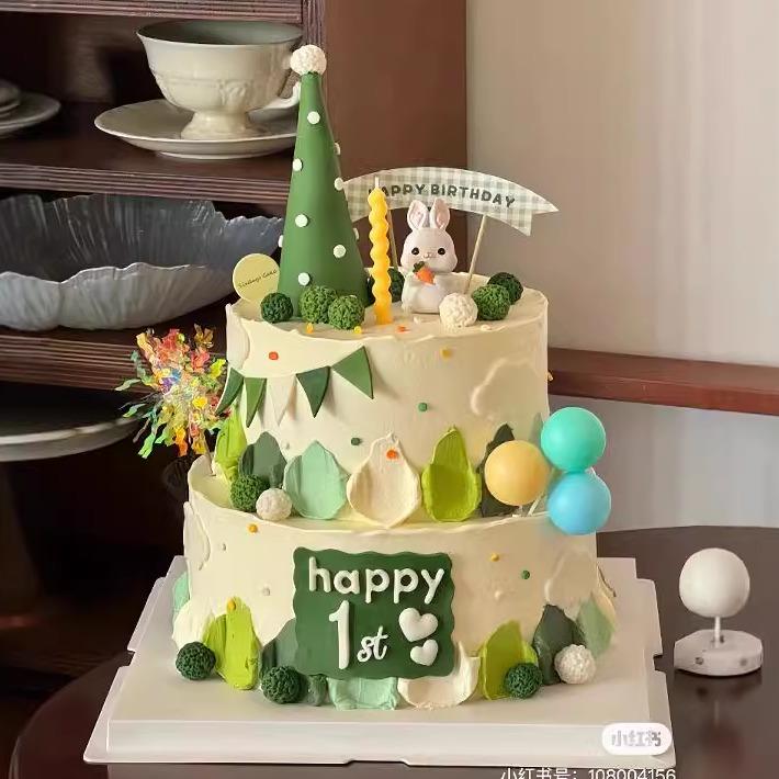 网红小兔子蛋糕装饰摆件儿童周岁甜品台烘焙装扮插件气球雨丝插件