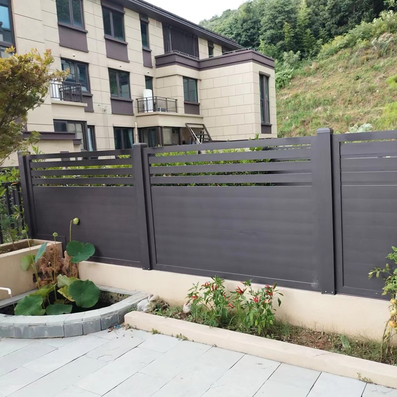 湖州本地铝合金别墅围栏护栏阳台护栏庭院栅栏新农村铝艺护栏定制
