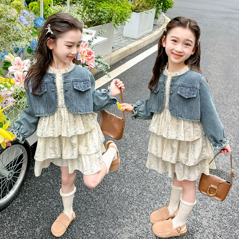 女童洋气宽松春秋季碎花长袖连衣裙宝宝2024新款牛仔外套裙子套装
