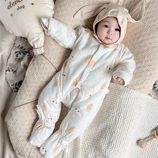 婴儿衣服秋冬季新款宝宝中厚开档连体衣包脚入冬棉衣加厚连脚棉服