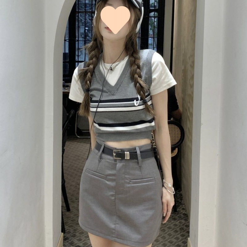 学院风减龄套装女夏季领条纹假两件拼接上衣休闲西装短裙两件套