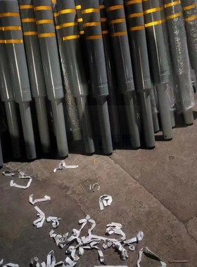 新国标灰色道路警示柱铁立柱塑料反光立柱路桩防撞柱钢管隔离桩护