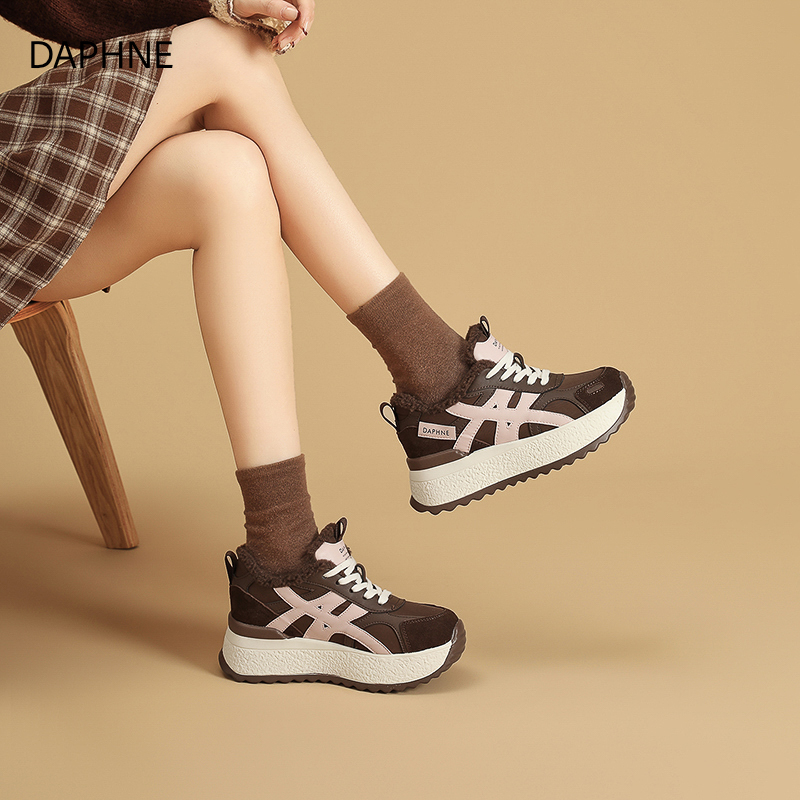 达芙妮厚底复古板鞋女