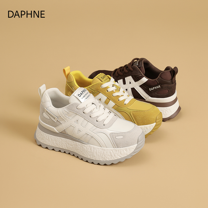 达芙妮2025秋季新款增高休闲板鞋