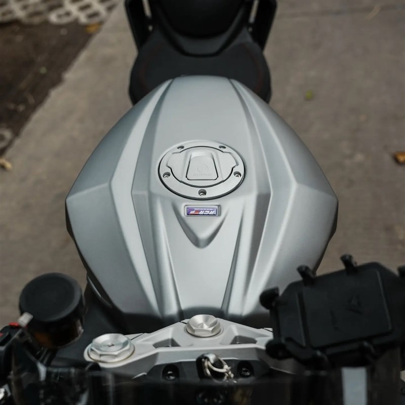 RCR原车开发 春风450sr/srs改装油箱罩  升高竞技油箱罩 无损安装