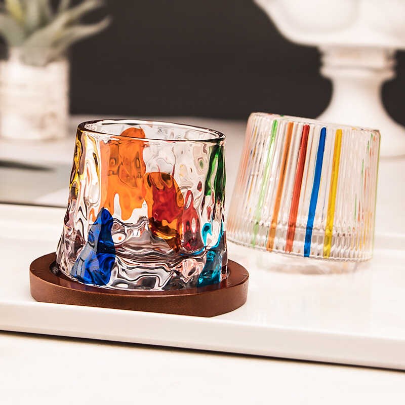 创意手绘转转杯不倒翁威士忌酒杯酒吧水杯解压陀螺洋酒杯玻璃杯子