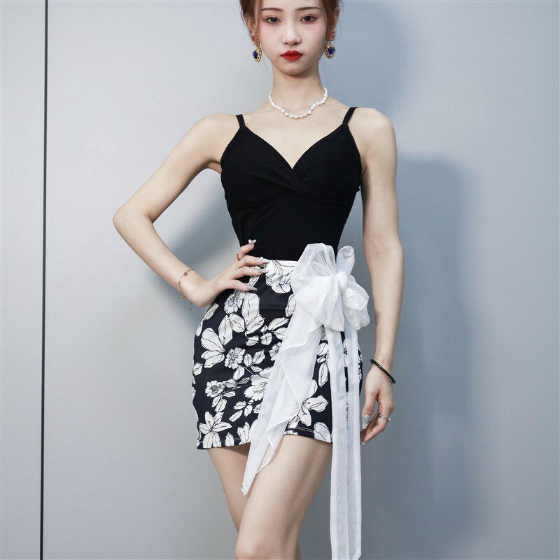 CHICA美辰h舞服黑色拉丁舞系带纱裙分体套装蝴蝶结练功服女成人