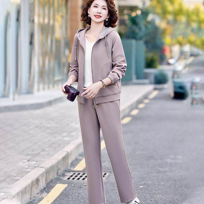 新品妈妈春装运动服套装40岁50新款中老年女春秋薄外套休闲卫衣两