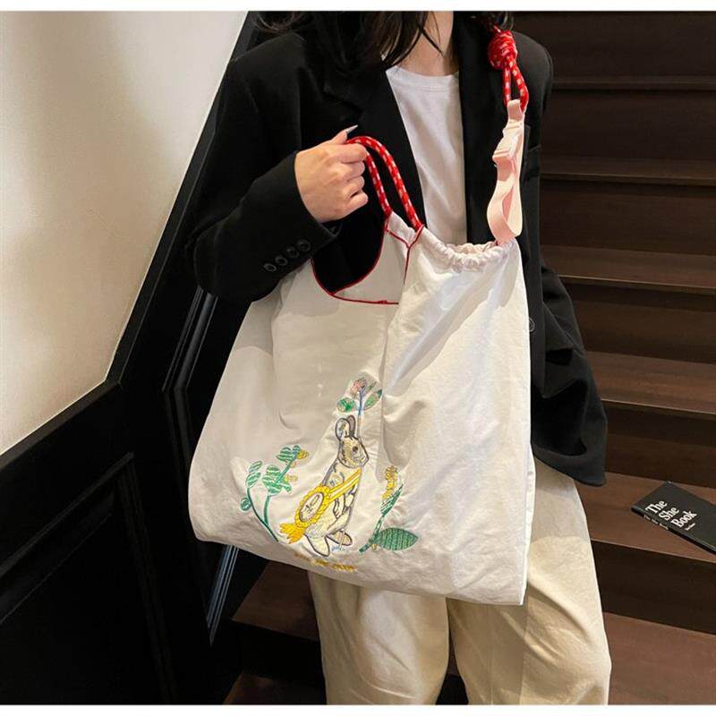 新品刺绣卡通可爱大包女20