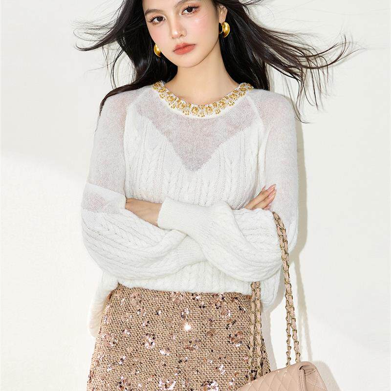 新品钉珠圆领上衣女士秋2025新款宽松显瘦麻花毛衣温柔气质长袖针