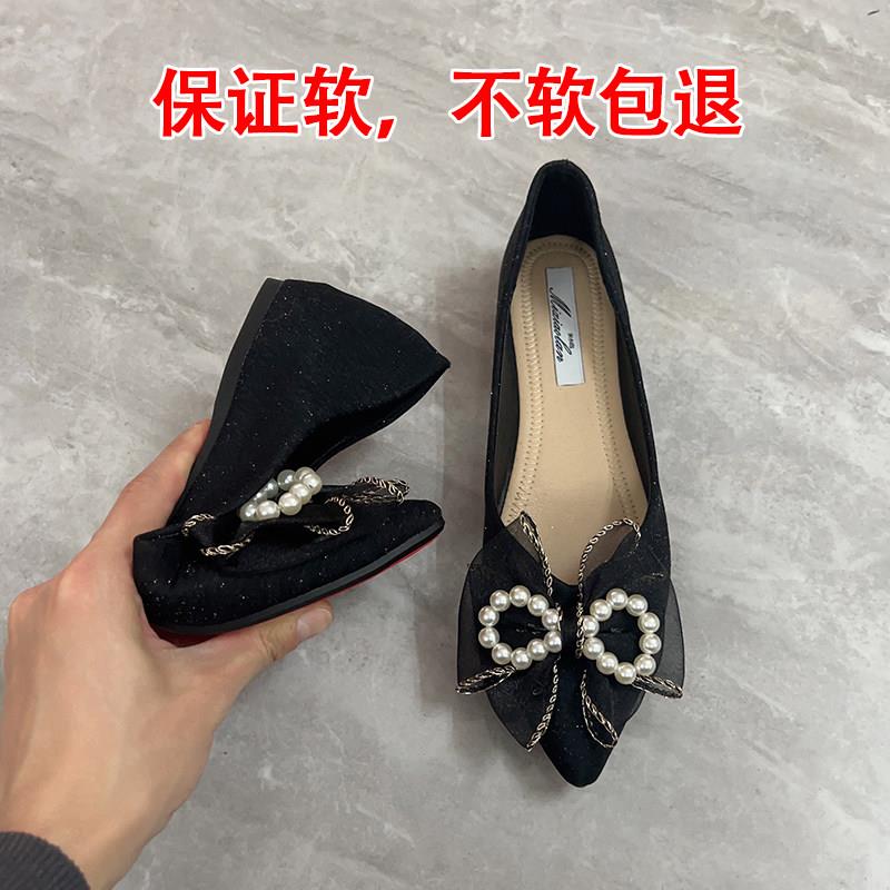 新品韩度假风拖鞋女外穿2026新款百搭套趾金属装饰增高沙滩凉拖鞋
