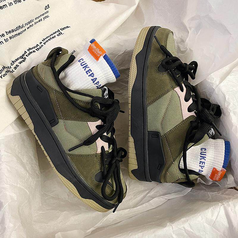 新品男鞋厚底增高黑色运动板鞋男款春季百搭小众原创情侣休闲德训