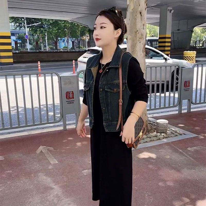 新品时尚百搭怀旧牛仔马甲女春秋新款宽松洋气减龄妈妈装背心夹克