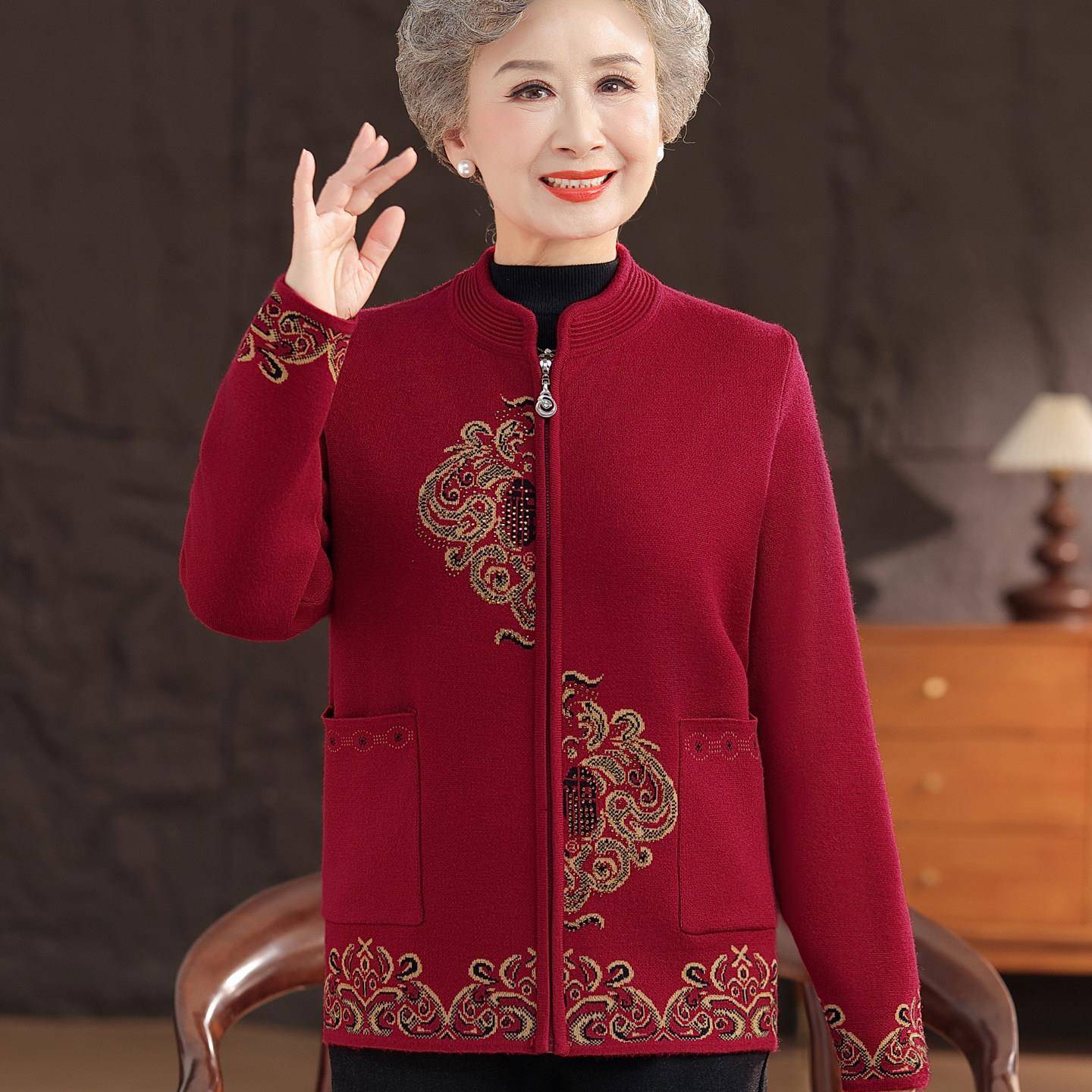 新品奶奶装春秋新款印花针织开衫女中老年妈妈装拉链衫洋气毛衣外