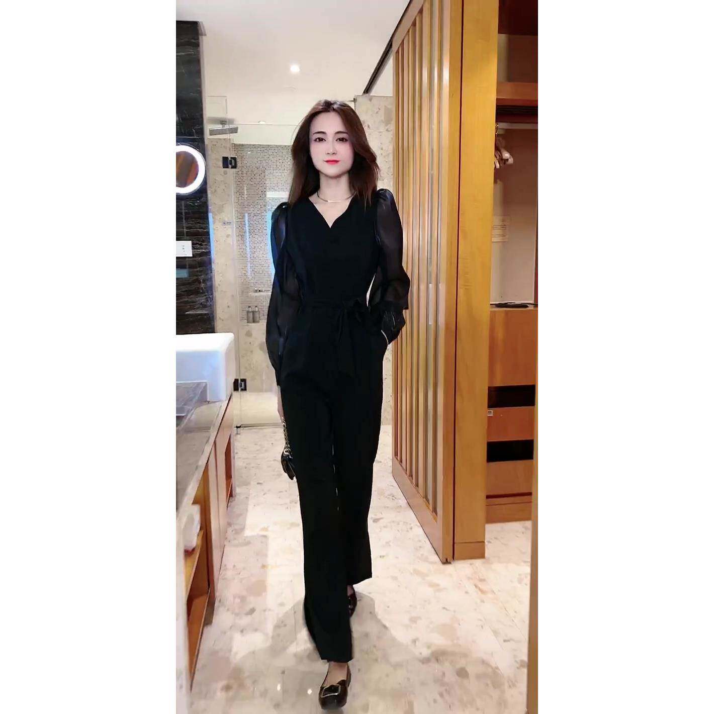 新品网红爆款时尚连体衣裤女2026年春季新款韩版显瘦拼接V领阔腿