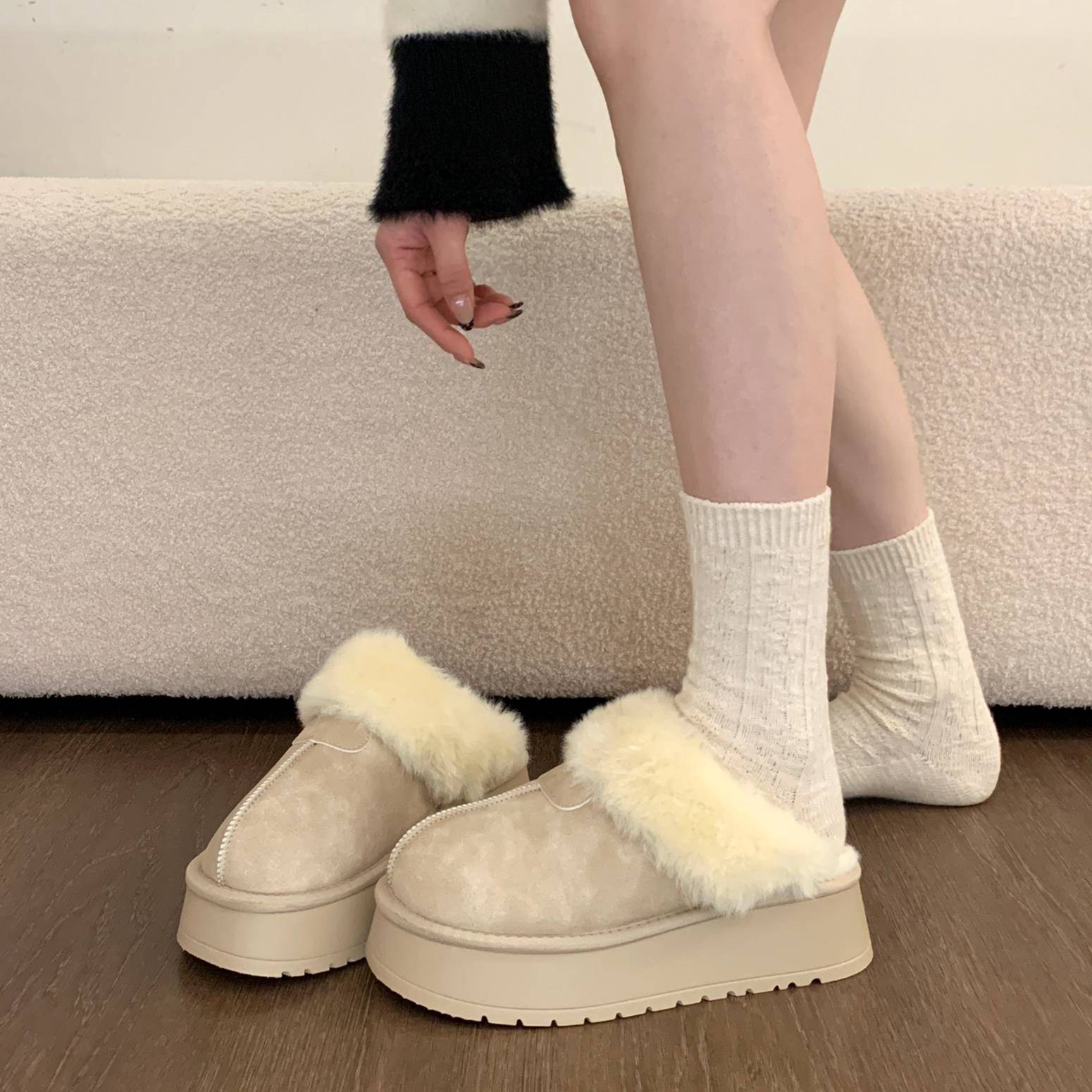 新品厚底加绒白色勃肯鞋雪地靴毛毛拖鞋女冬外穿2026新款半拖棉拖