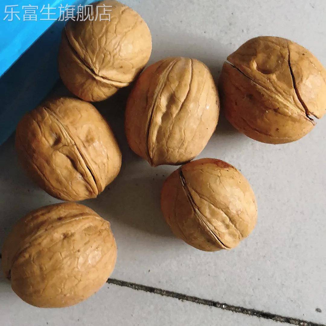2024特价奶油正宗椒盐核桃纸皮坚果新疆特产零食烤熟薄皮核桃